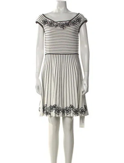 Pre-owned Zac Zac Posen Floral Print Knee-length Dress In White