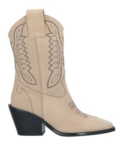 Zadig & Voltaire Woman Ankle Boots Beige Size 6 Leather