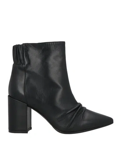 ZADIG & VOLTAIRE ZADIG & VOLTAIRE WOMAN ANKLE BOOTS BLACK SIZE 7 LEATHER