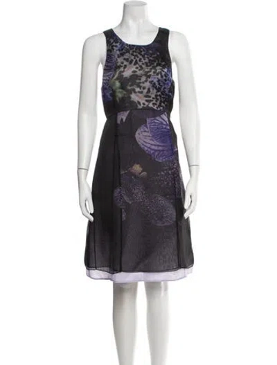 Pre-owned Zang Toi Silk Knee-length Dress In Purple