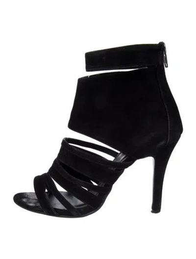 Pre-owned Zang Toi Suede Pumps In Black