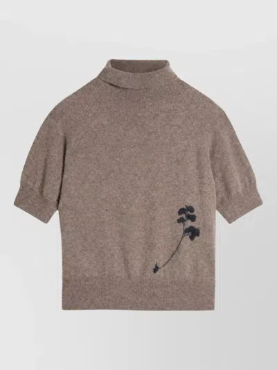 Zanone Cashmere Virgin Wool Embroidered Floral-pattern Short-sleeve Turtleneck Top In Gray