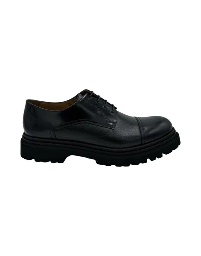 Zanoni Lacedup In Black