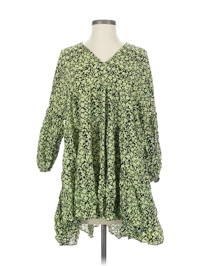 Pre-owned Zara 3/4 Sleeve Blouse In Green