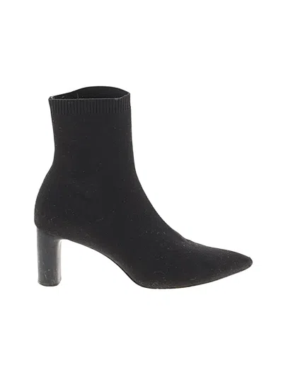 Pre-owned Zara Ankle Boots In Black