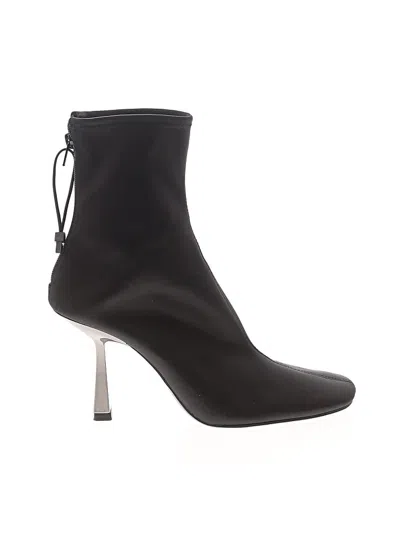 Pre-owned Zara Ankle Boots In Black