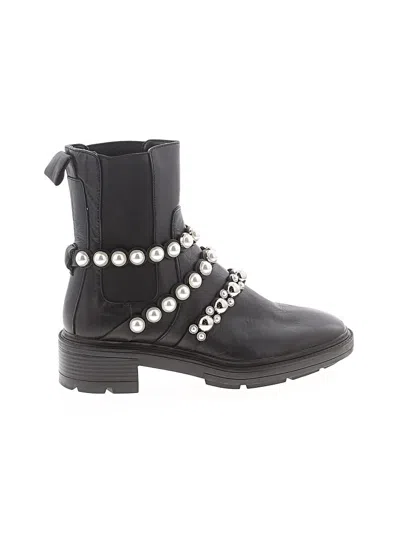 Pre-owned Zara Ankle Boots In Black