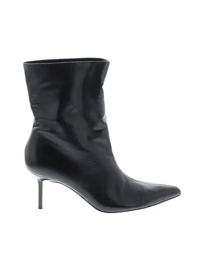 Pre-owned Zara Ankle Boots In Black