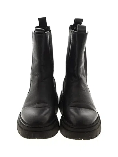 Pre-owned Zara Ankle Boots In Black