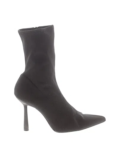 Pre-owned Zara Ankle Boots In Black