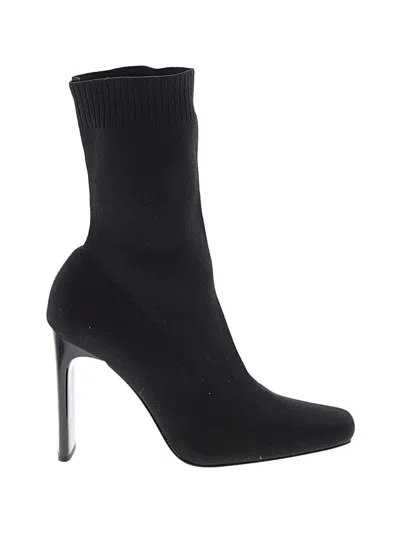 Pre-owned Zara Ankle Boots In Black