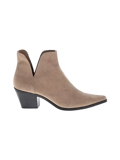 Pre-owned Zara Ankle Boots In Ivory