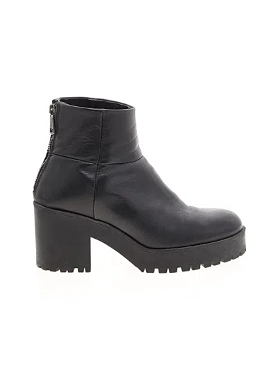 Pre-owned Zara Basic Ankle Boots In Black