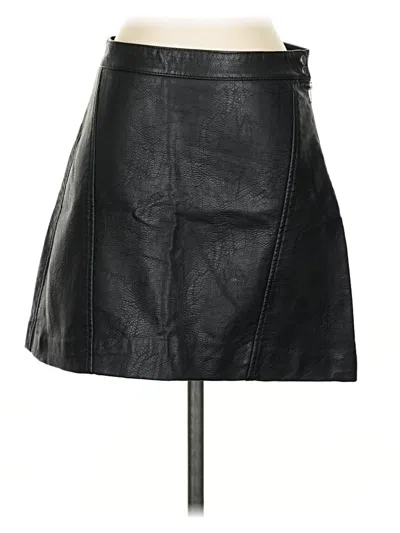 Pre-owned Zara Basic Faux Leather Skirt In Black