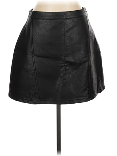 Pre-owned Zara Basic Faux Leather Skirt In Black