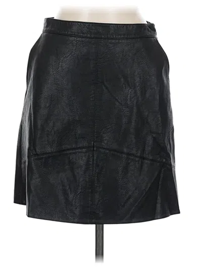 Pre-owned Zara Basic Faux Leather Skirt In Black