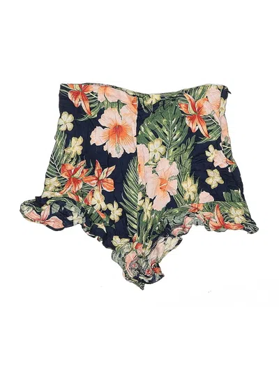 Pre-owned Zara Basic Shorts In Green