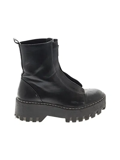 Pre-owned Zara Boots In Black