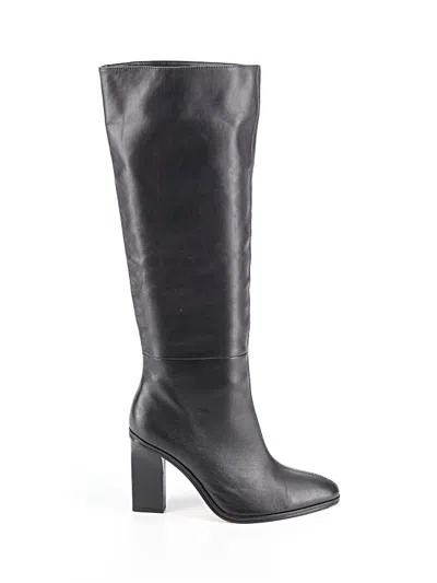 Pre-owned Zara Boots In Black