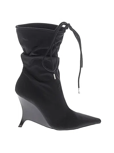 Pre-owned Zara Boots In Black