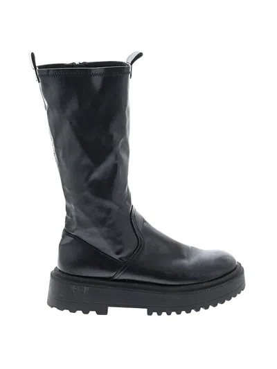 Pre-owned Zara Boots In Black