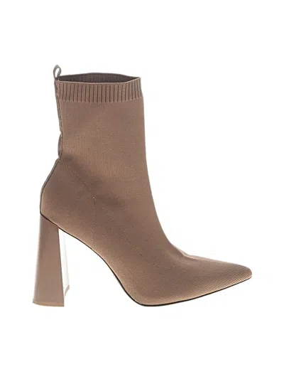 Pre-owned Zara Boots In Brown