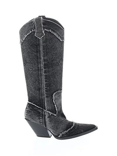 Pre-owned Zara Boots In Gray