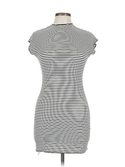 Pre-owned Zara Casual Dress In White