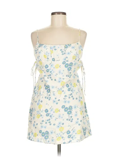 Pre-owned Zara Casual Dress In White