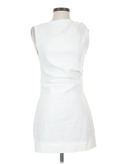 Pre-owned Zara Casual Dress In White