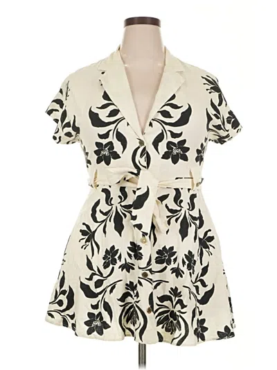 Pre-owned Zara Casual Dress In White