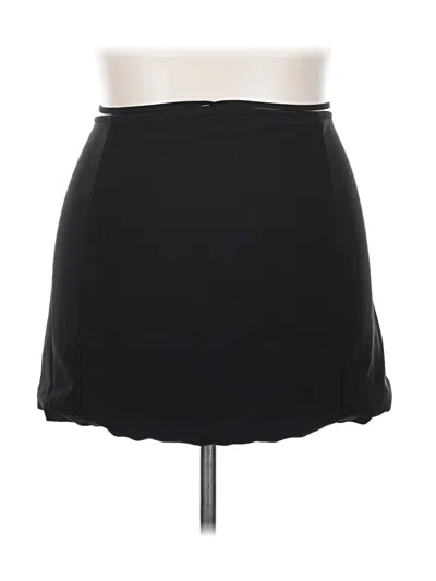 Pre-owned Zara Casual Skirt In Black