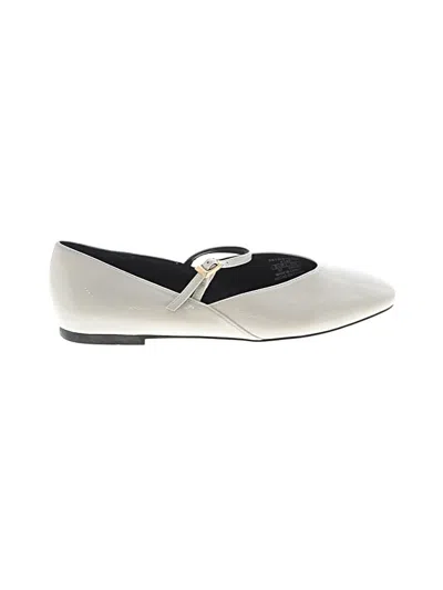 Pre-owned Zara Flats In White
