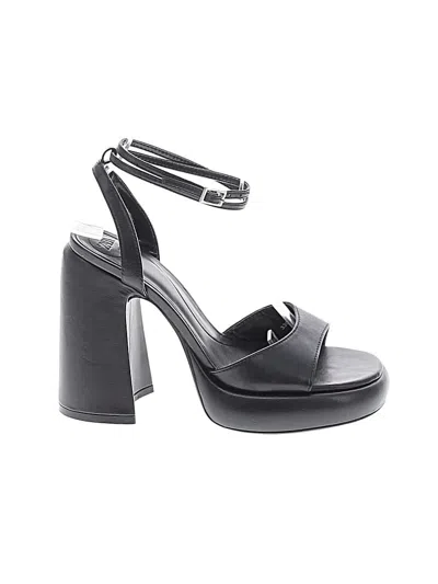 Pre-owned Zara Heels In Black