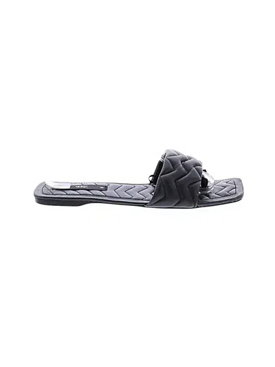 Pre-owned Zara Sandals In Gray
