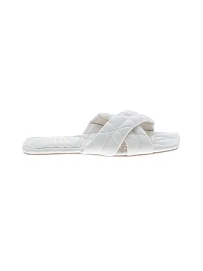 Pre-owned Zara Sandals In Ivory