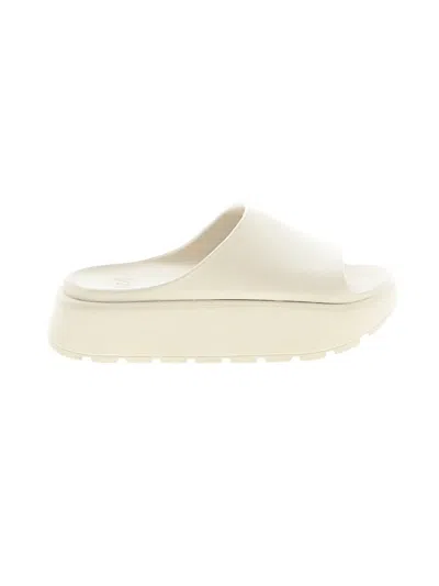 Pre-owned Zara Sandals In Ivory