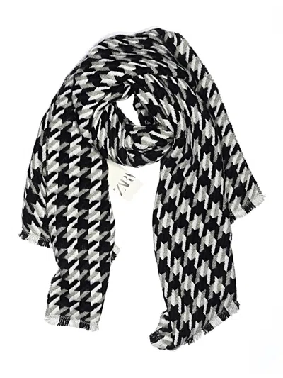 Pre-owned Zara Scarf In Black