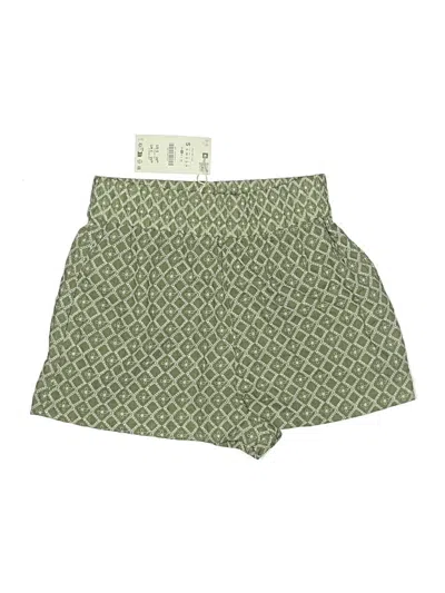 Zara Shorts In Green