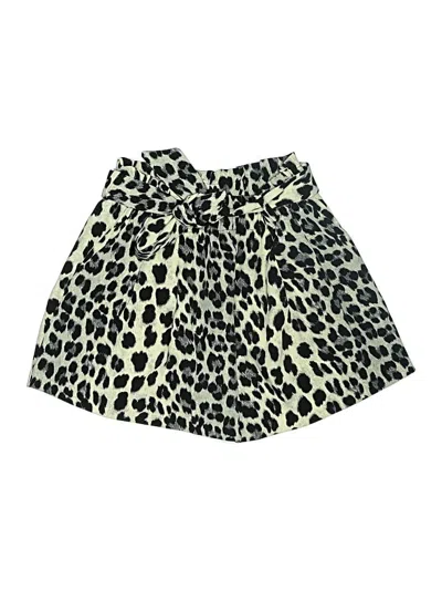 Pre-owned Zara Shorts In Green