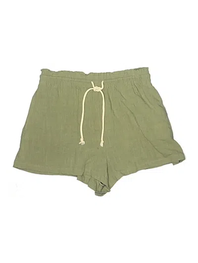 Pre-owned Zara Shorts In Green