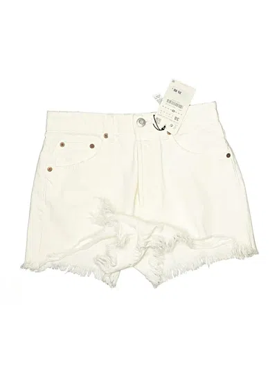 Zara Shorts In White