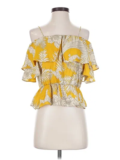 Pre-owned Zara Sleeveless Blouse In Yellow