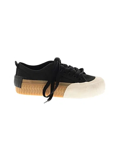 Pre-owned Zara Sneakers In Black