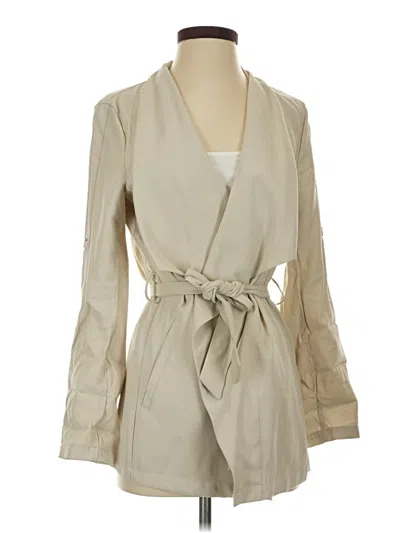 Pre-owned Zara Trenchcoat In Ivory