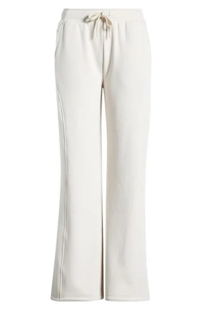 Zella Amazing Fleece Straight Leg Pants In Grey Moonbeam
