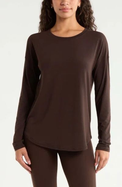 Zella Breathe Long Sleeve Performance T-shirt In Brown Mole