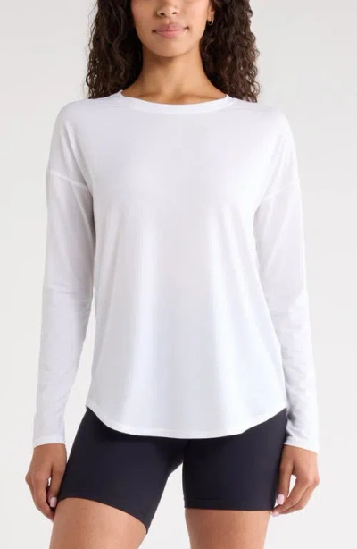 Zella Breathe Long Sleeve Performance T-shirt In White