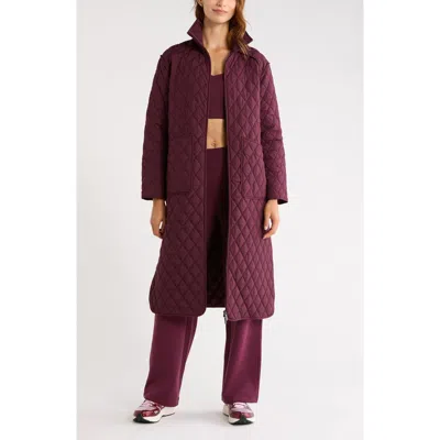 Zella Diamond Quilted Longline Jacket In Burgundy