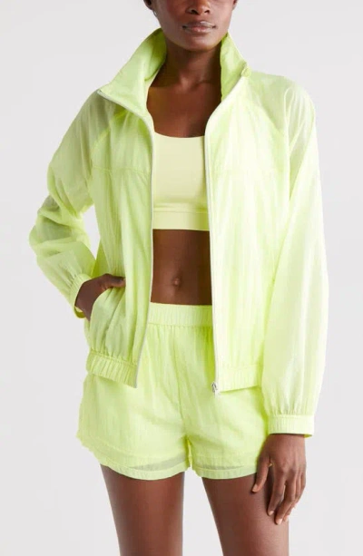 Zella Expression Sheer Jacket In Green Finch